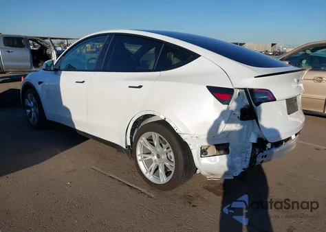 2021 Tesla Model Y Long Range Dual Motor All-Wheel Drive из США, поврежденный, VIN 5YJYGDEEXMF255255